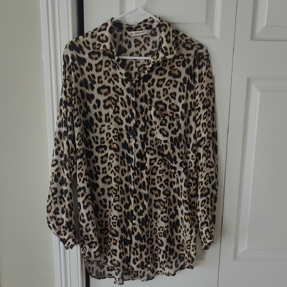 Zara Cream Blouse with Notched Collar and 3/4 Sleeves